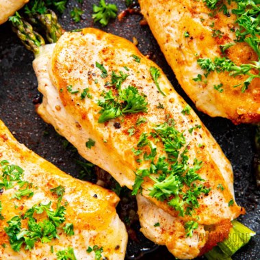 Asparagus stuffed chicken breast up close.